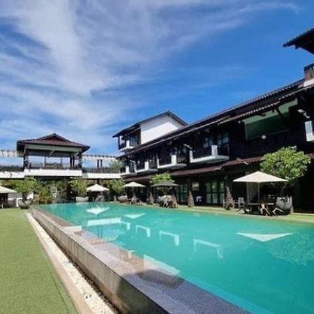 Villa D'Acqua Resort Masjid Tanah Zewnętrze zdjęcie